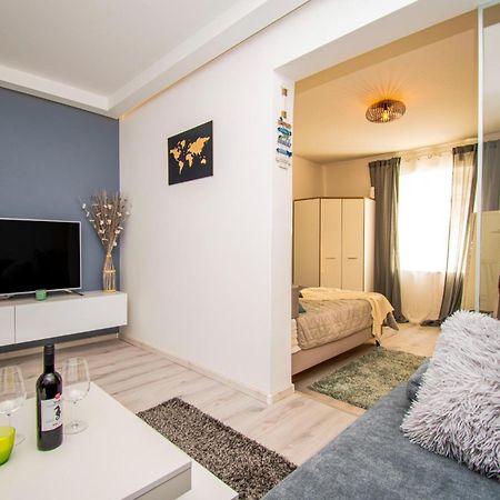 Oasis Apartment Пула Экстерьер фото