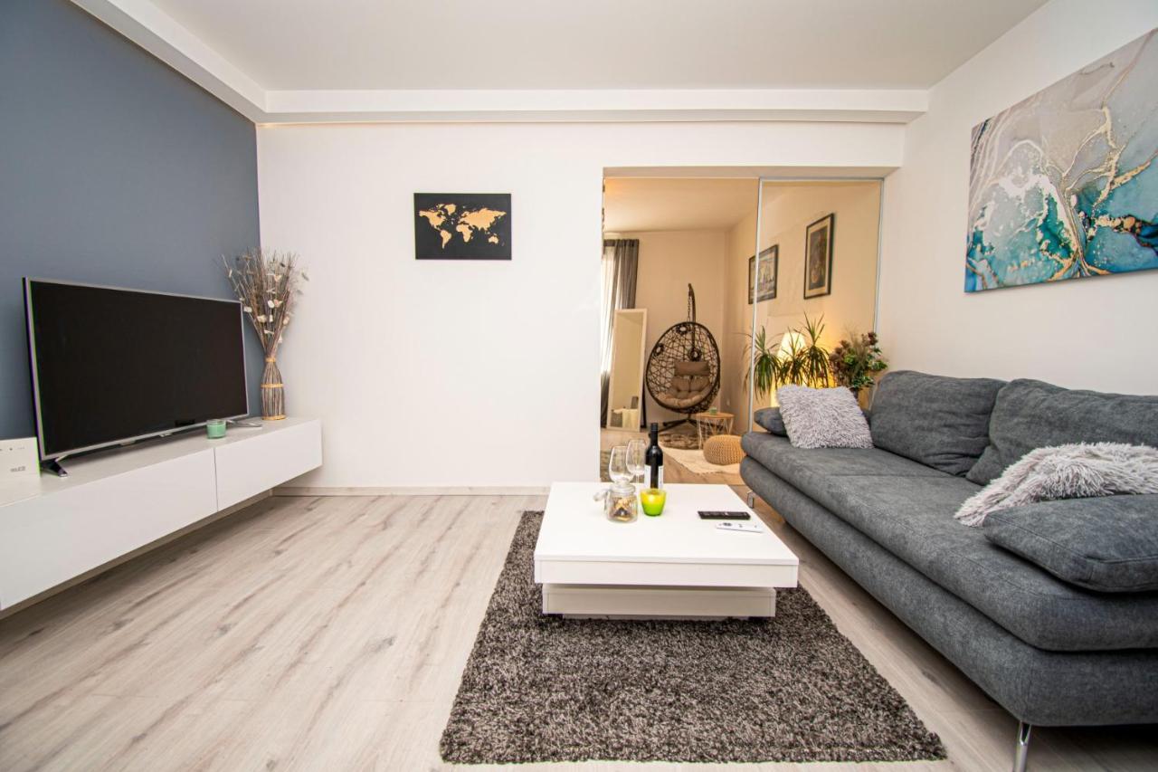 Oasis Apartment Пула Экстерьер фото