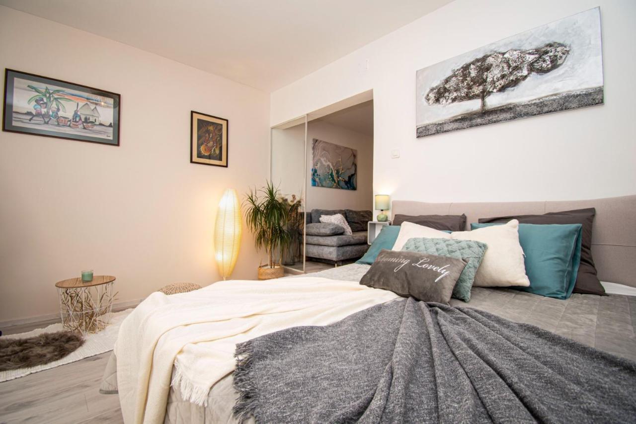 Oasis Apartment Пула Экстерьер фото